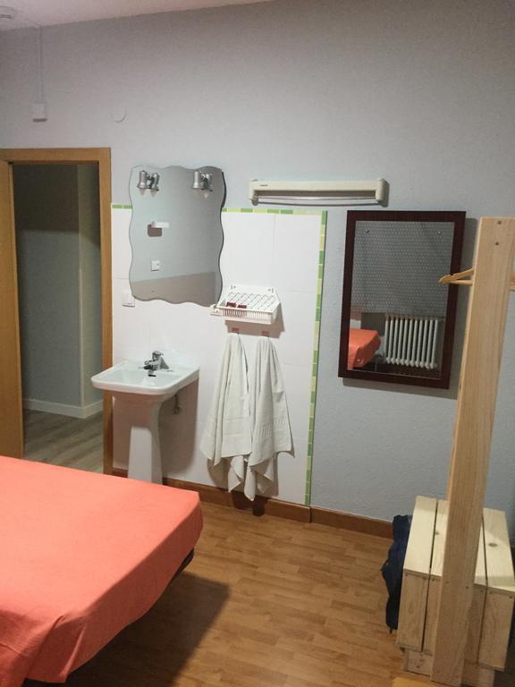 Hostal Rosales Aranda de Duero Exteriör bild