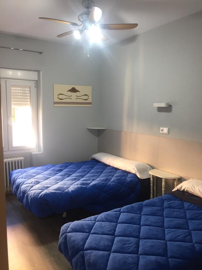 Hostal Rosales Aranda de Duero Exteriör bild