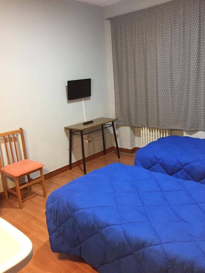 Hostal Rosales Aranda de Duero Exteriör bild